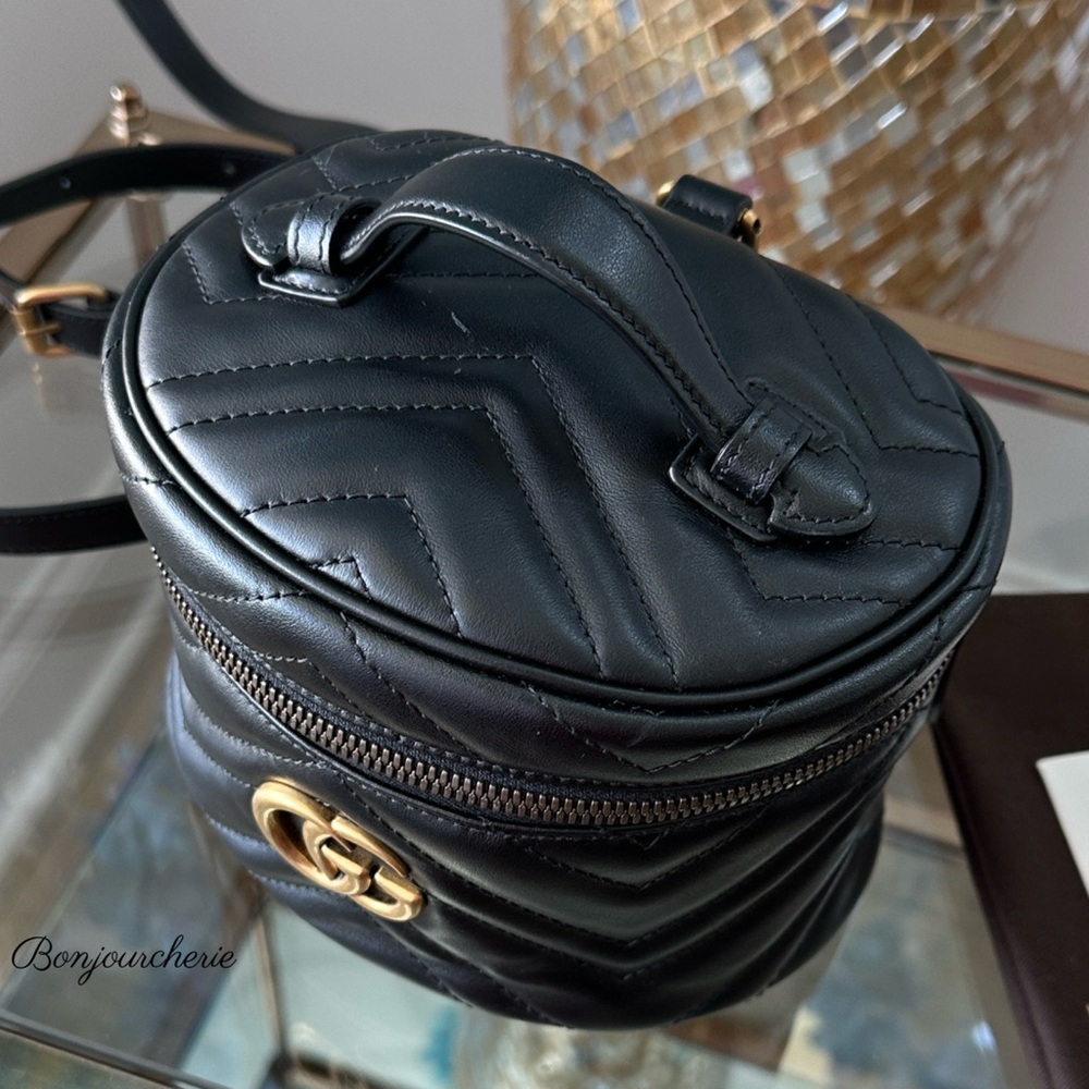 Authentic Gucci Black Quilted crossbody - Picture 13 of 15